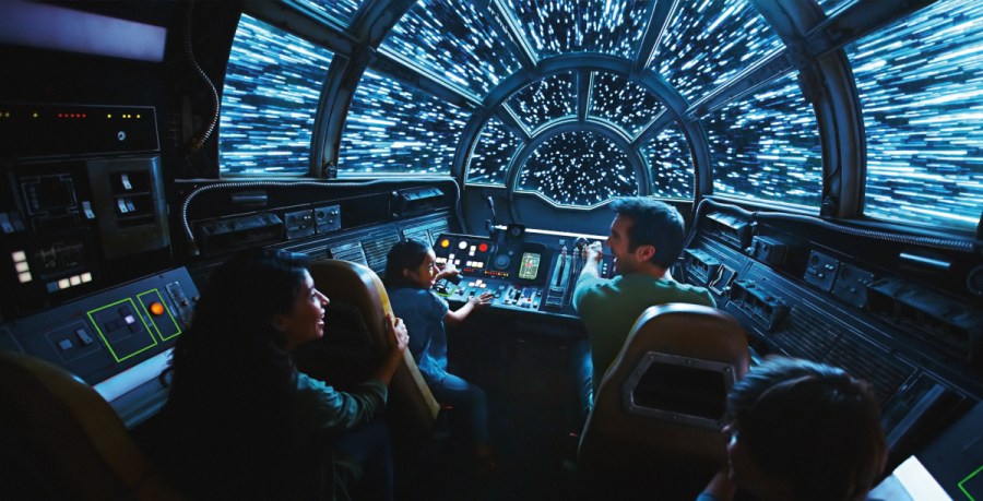 Star Wars: GalaxyÕs Edge Ð Millennium Falcon: Smugglers Run