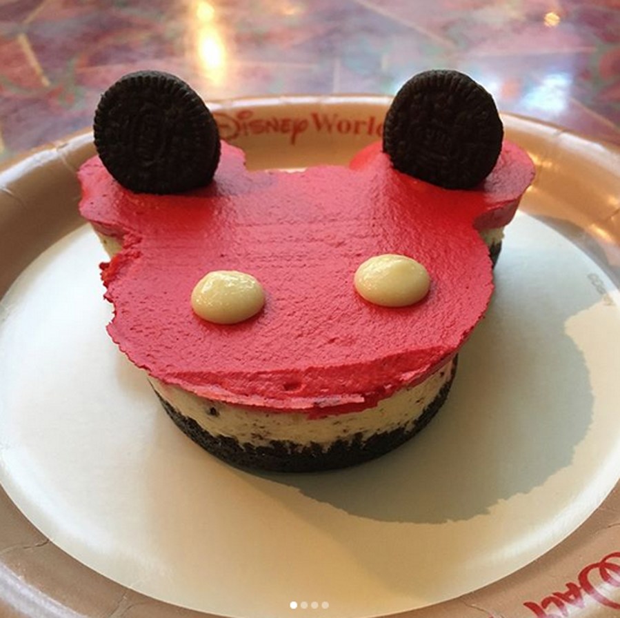 mickey-cheesecake