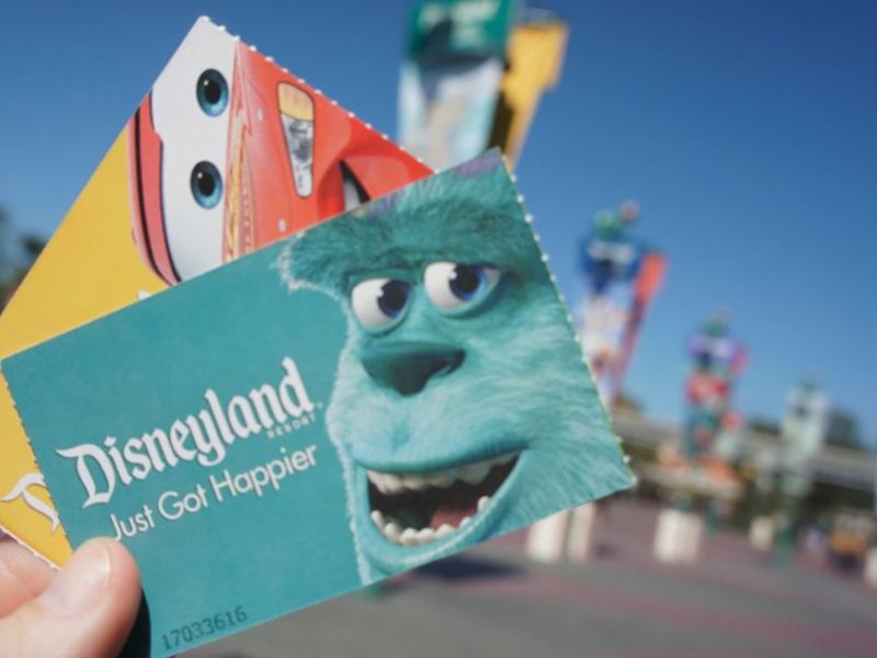 disney_tickets_price